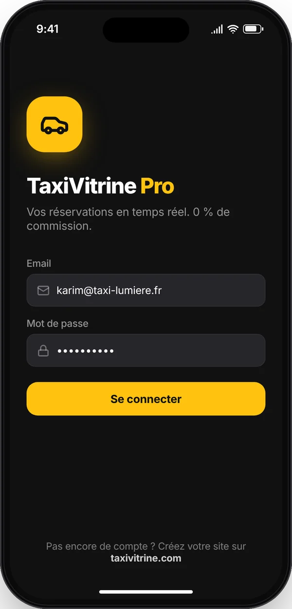 Application TaxiVitrine Pro sur iPhone — Connexion : Le chauffeur se connecte avec l'email et le mot de passe créés sur taxivitrine.com.
