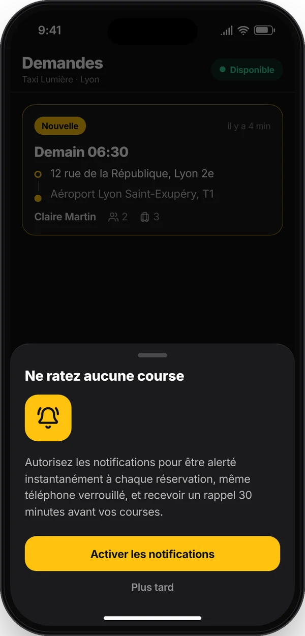 Application TaxiVitrine Pro sur iPhone — Activation des alertes : À la première connexion, l’app explique pourquoi activer les notifications avant la demande du système.